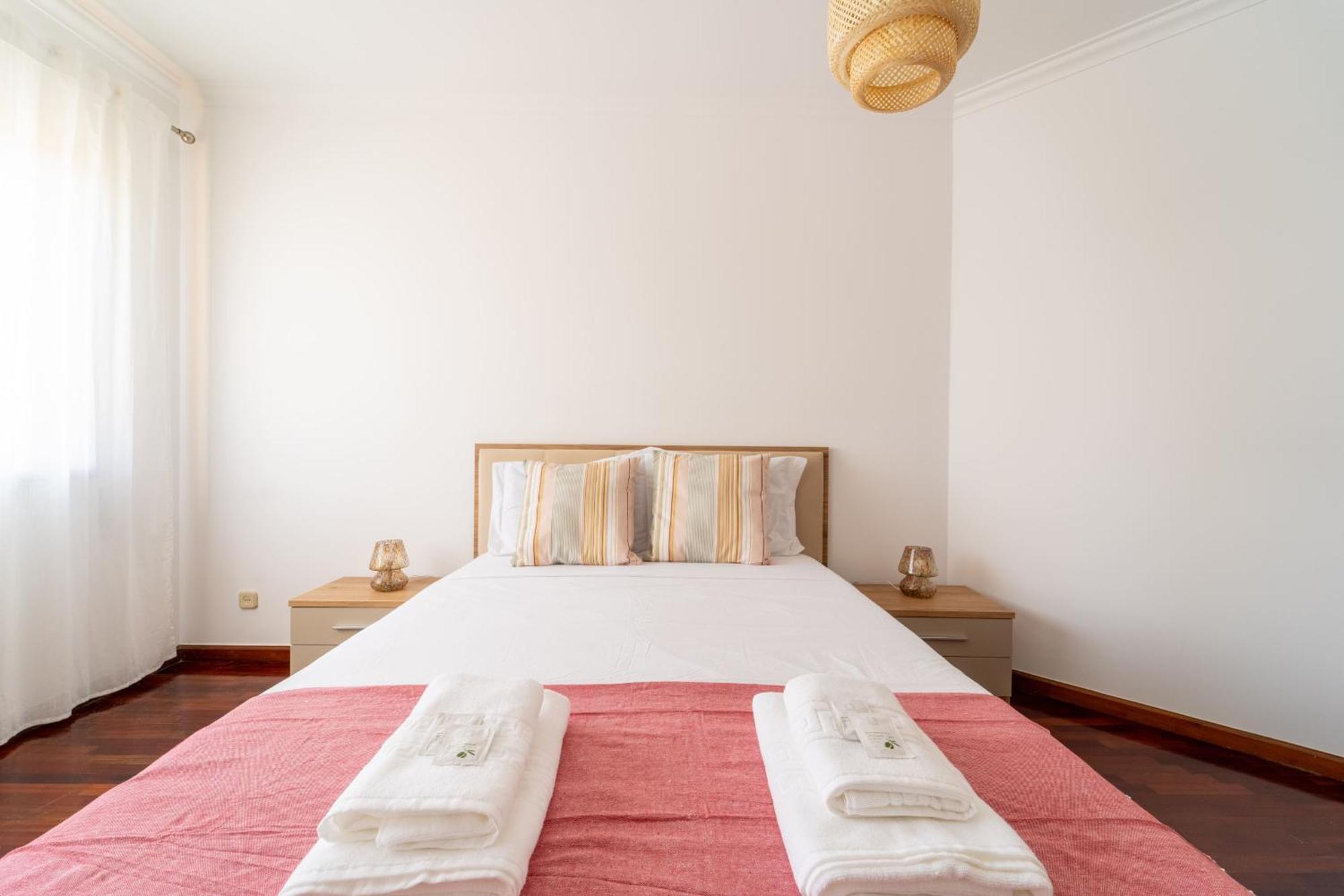 Beach Flat By House And People Viana do Castelo Exterior photo